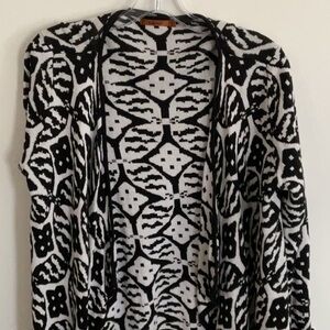 Belldini Black and White Geometric Cardigan Sweater